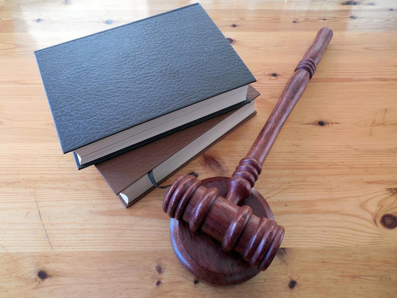 Law of Temporal Narcissism